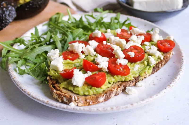 Recette Tartine Avocat Tomates cerises et féta