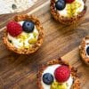 Granola cups healthy au fromage blanc et fruits frais
